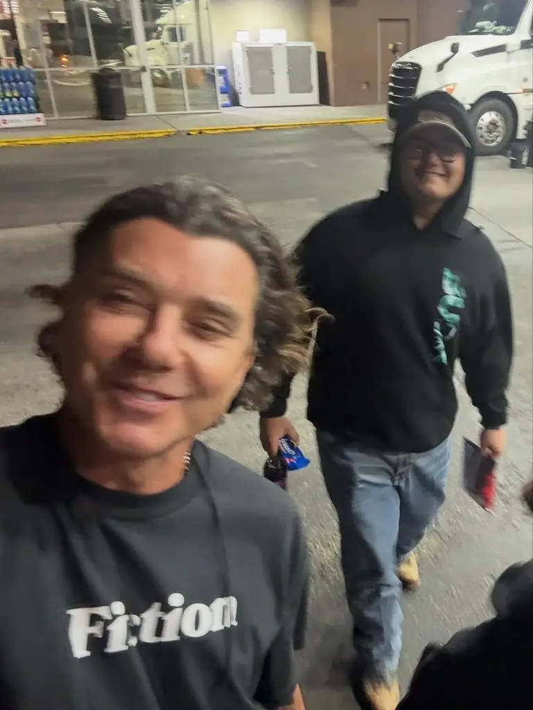 Gavin Rossdale with his son Zuma during his tour 