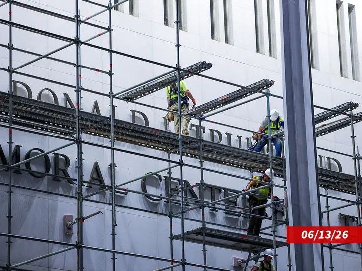 sub-donald-trump-kennedy-center-getty-2