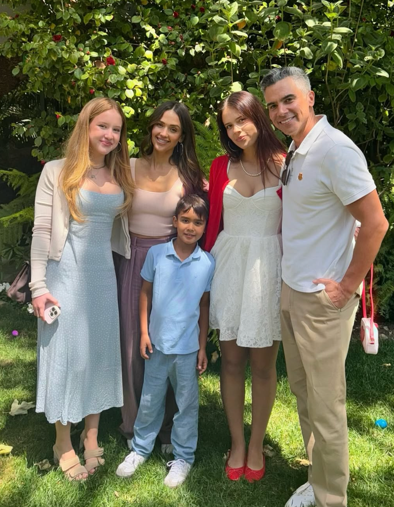Jessica Alba pays touching tribute to daughter Honor on special occasion 2 Photo shared by Jessica Alba on Instagram on April 20, 2022 showing her ex Cash Warren and their children Honor, Haven and Hayes during their Easter Sunday celebrations