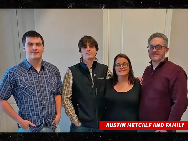 Austin Metcalf and his family go to the bottom