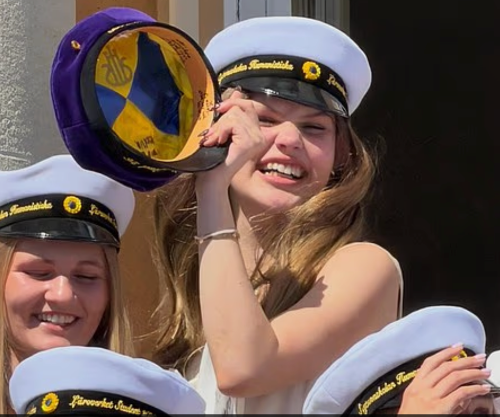 Dawson Creek star shares touching tribute as daughter celebrates milestone 1 Snapshots captured Birdie laughing with friends
