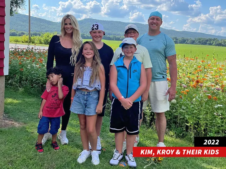 Kim Zolciak and Kroy Biermann and their children