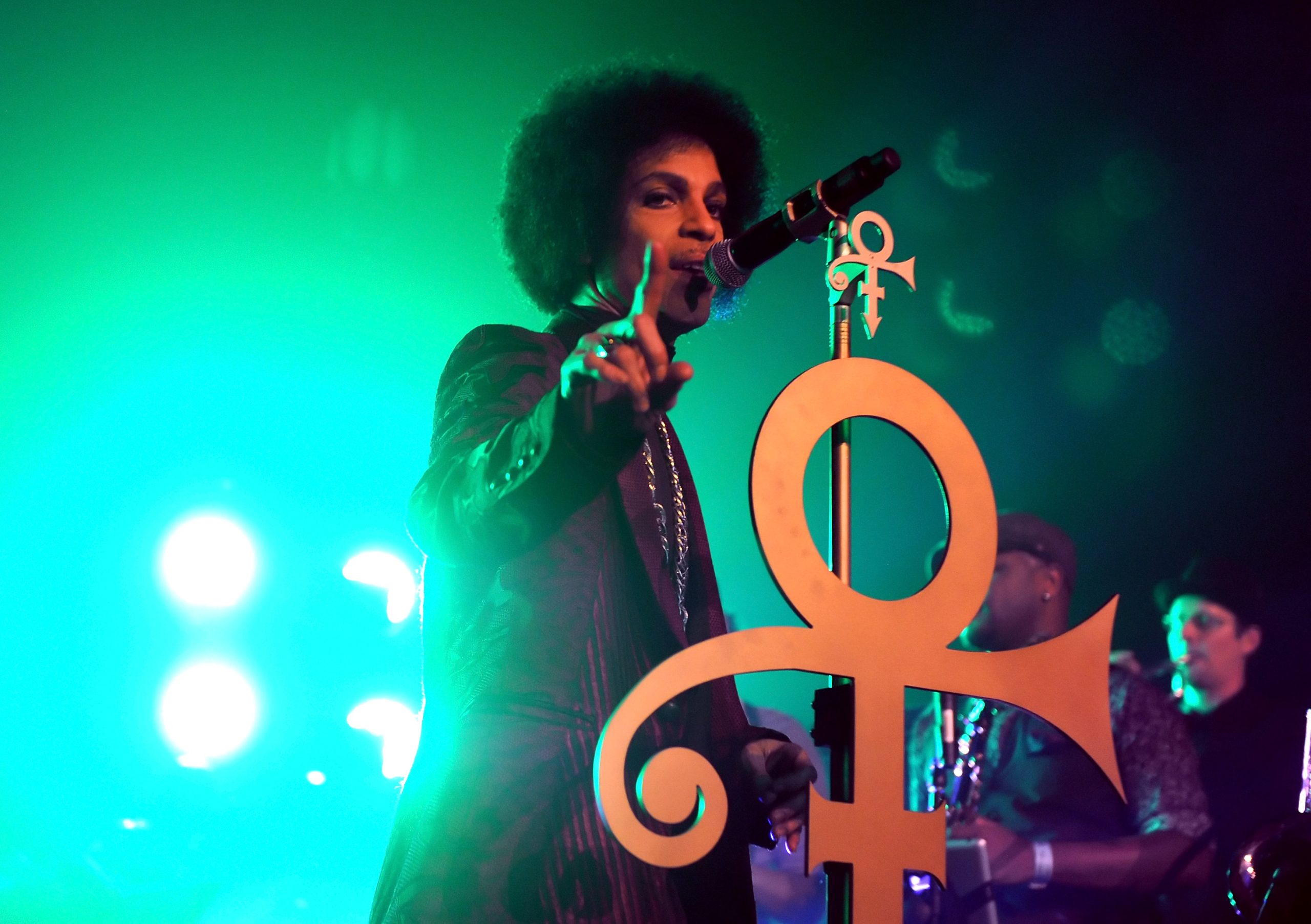 41 of Prince's Most Iconic Style Moments
