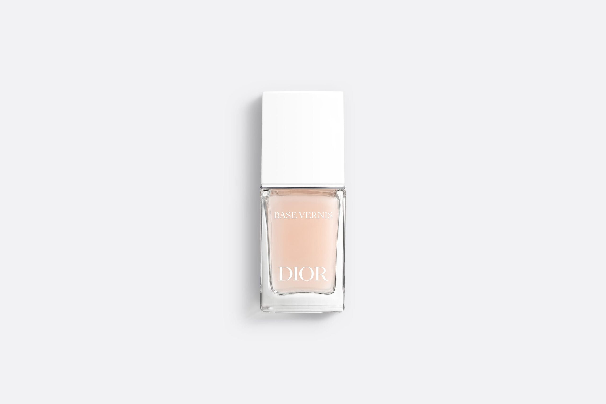 Mismatched Manicures Are Summer time's Favourite Nail Pattern - Essence 19 Y0997126 C099700550 E01 ZHC