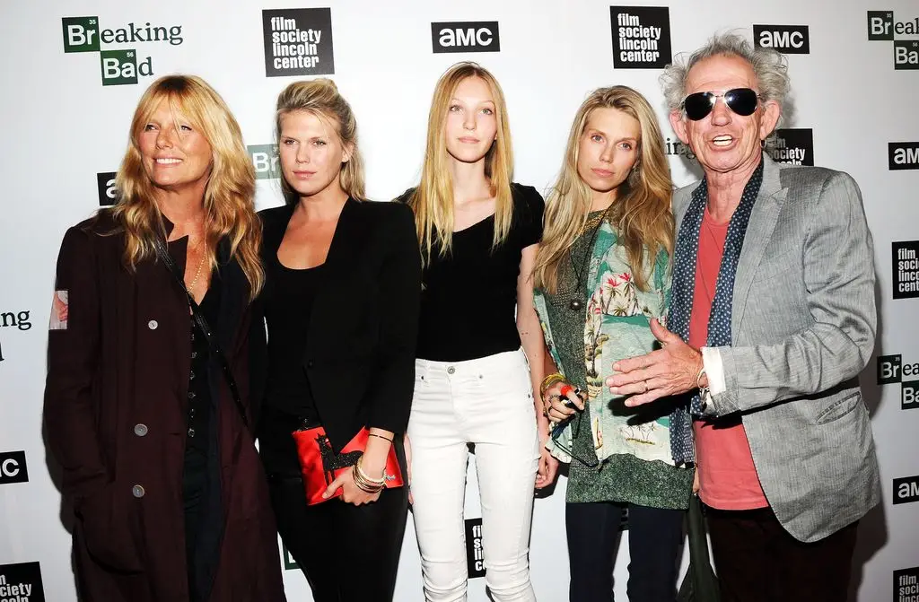 Keith Richards, 82, celebrates unbelievable child information 3 (L to R) Model Patti Hansen, Alexandra Richards, Ella Richards, Theodora Richards and Keith Richards