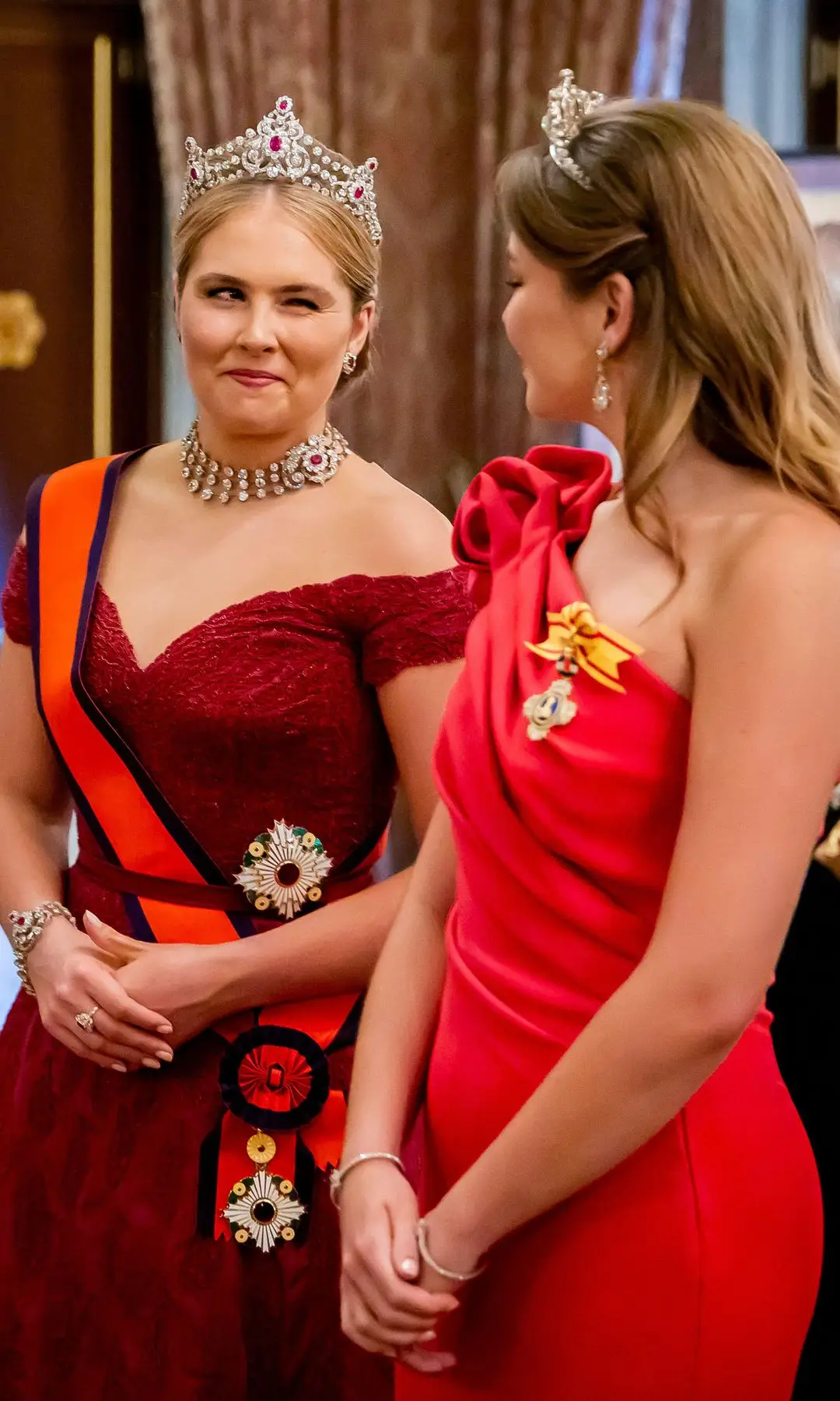 Crown Princess Catharina-Amalia winks at Princess Ariane