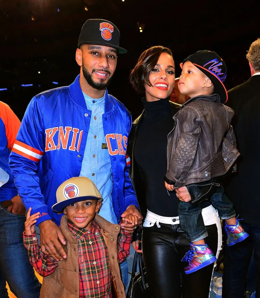 Swizz Beatz, Kasseem David Dean Jr., Alicia Keys and Egypt Dean attend the Miami Heat vs New York Knicks game at Madison Square Garden on November 2, 2012 in New York City.