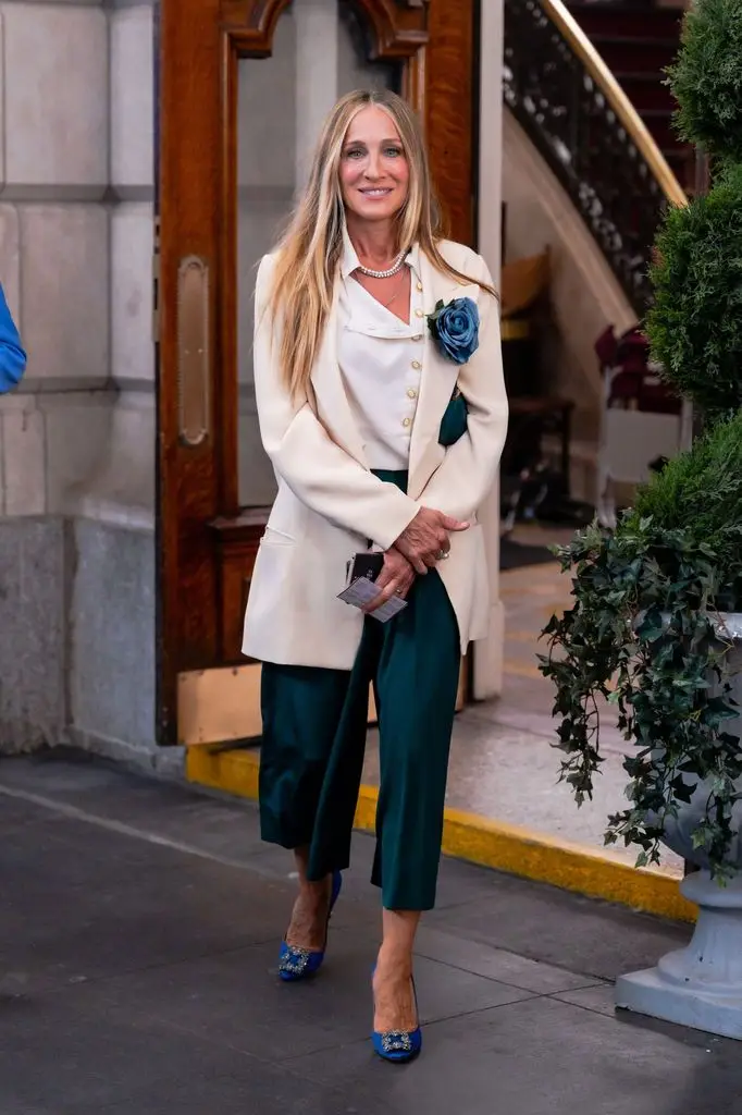 Peter Phillips' new spouse Harriet's £1.1k Intercourse and the Metropolis second at Royal Ascot all of us missed 3 Sarah Jessica Parker is seen on the set of And Just Like That in 2021, again wearing THOSE Manolos