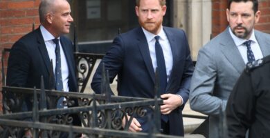 King Charles right this moment canceled his supply of palace lodging to Prince Harry. 15 King Charles today canceled his offer of palace accommodation to Prince Harry.