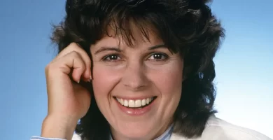 Meet '80s sitcom star Susan Saint James' five children, including three who followed her into showbiz