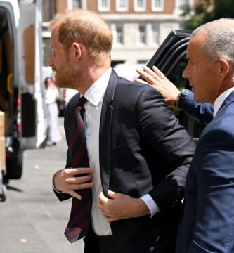 Prince Harry and his co-plaintiffs misplaced their lawsuit towards the Day by day Mail 2 Prince Harry and his co-plaintiffs lost their lawsuit against the Daily Mail