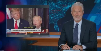 Jon Stewart criticizes Donald Trump's response to Lindsey Graham's demise 13 Jon Stewart criticizes Donald Trump's reaction to Lindsey Graham's death