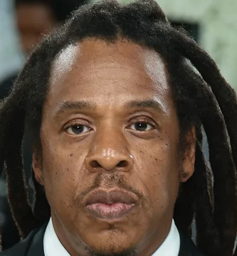 Jay-Z fights grandmother of man claiming to be his son over 6-figure debt 2 Jay-Z fights grandmother of man claiming to be his son over 6-figure debt