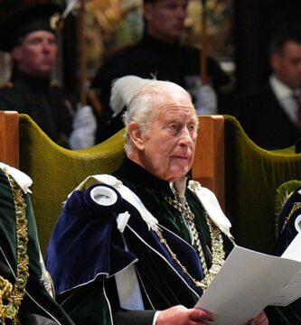 King Charles and Camilla needed to spend time with 'their grandchildren', Archie and Lili 3 King Charles and Camilla wanted to spend time with 'their grandchildren', Archie and Lili