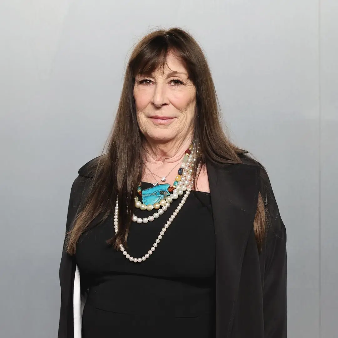 Anjelica Huston attends the 2026 Vanity Fair Oscar Party hosted by Mark Guiducci at the Los Angeles County Museum of Art on March 15, 2026 in Los Angeles, California.