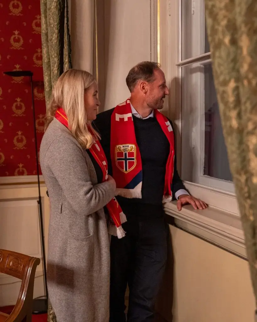 Crown Princess Mette-Marit of Norway shares her first picture since life-saving lung surgical procedure 1 Prince Haakon and Princess Mette-Marit at the Royal Palace during Norway's match against Brazil