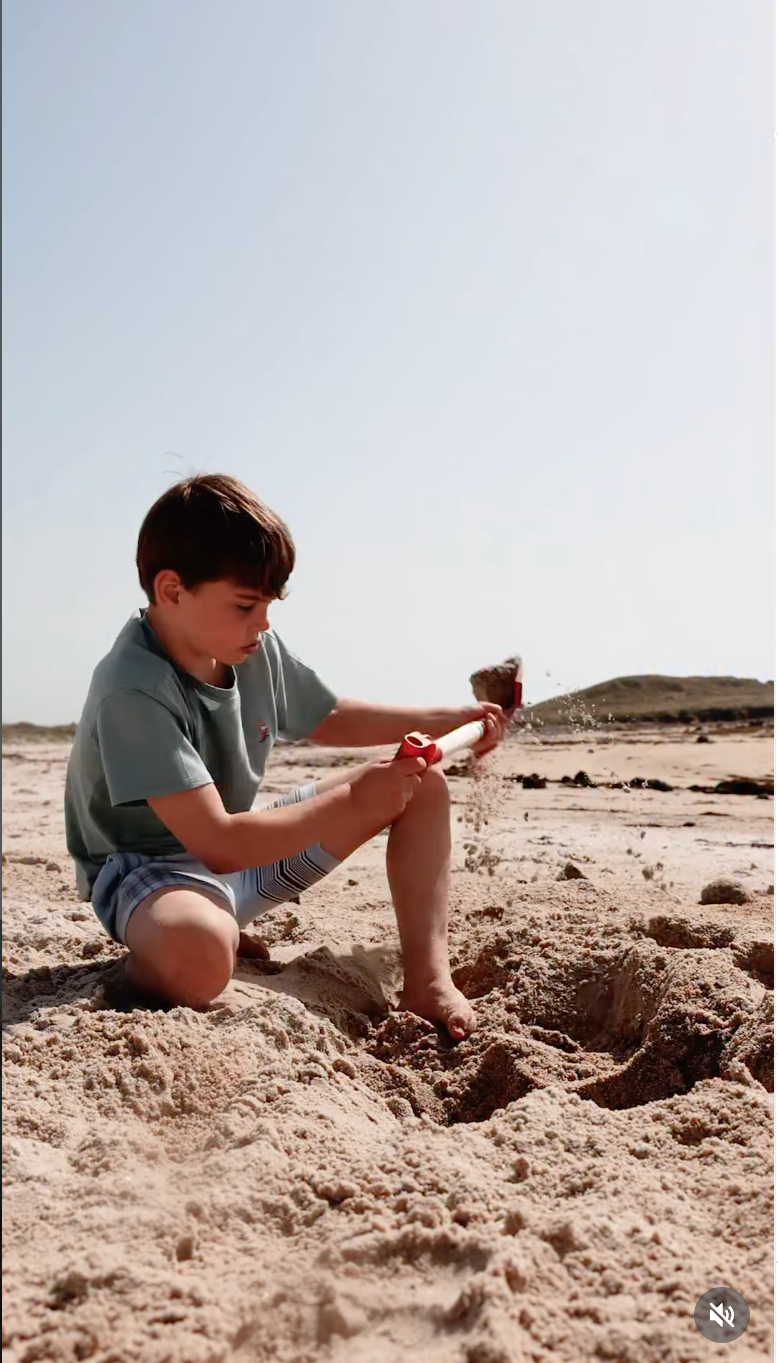How Prince William and Kate Middleton Make Each Second Rely 2 Sandcastle King Prince Louis in Cornwall earlier this month
