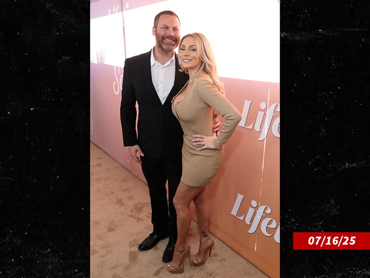 sub-courtney-stodden-Jared-Shafier-getty-1