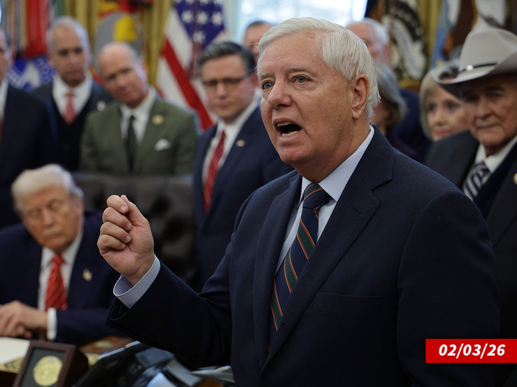 Lindsey Graham under Getty 1