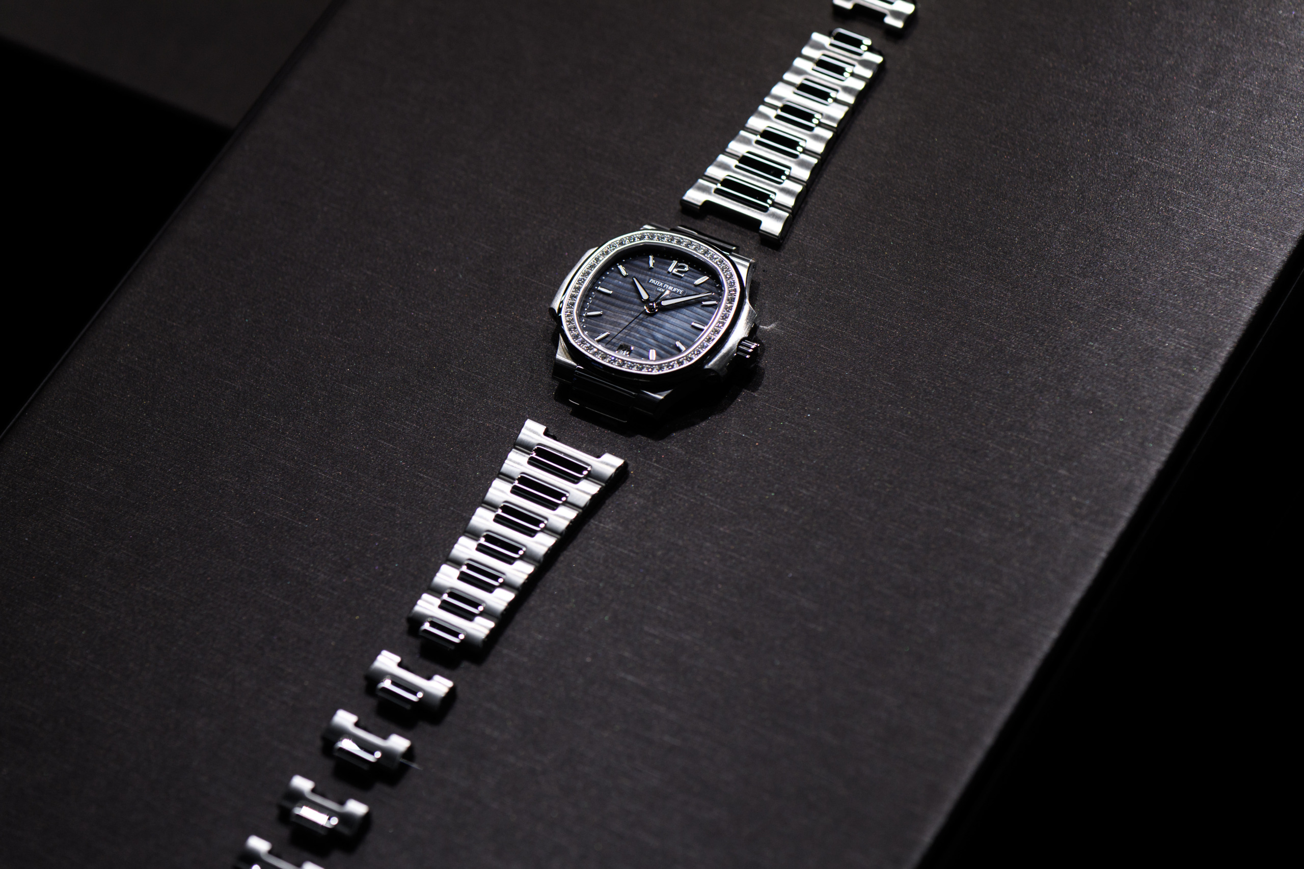 Luxurious watches positively price investing in 1 GettyImages 937143168