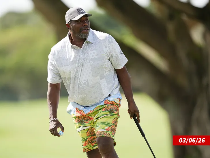 Warren Sapp Getty 2
