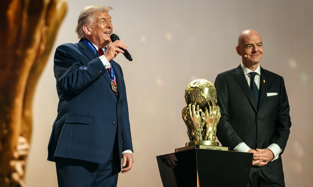 Donald Trump requested FIFA to raise Folarin Balogun's suspension and individuals are offended! 1 avalon 1057710580