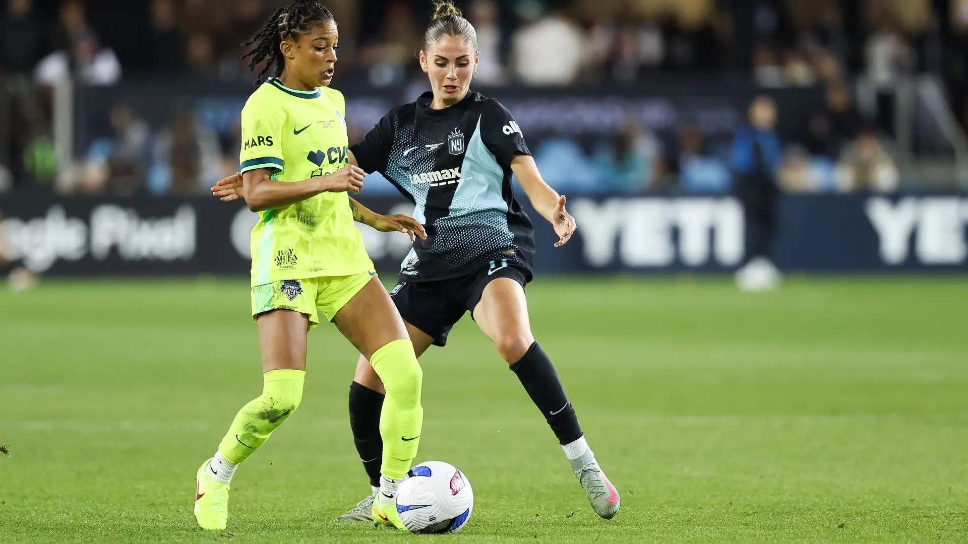 Sarah Schupansky #11 of the NY/NJ Gotham FC defends Croix Bethune #7 of the Washington Spirit during the 2025 NWSL Championship match between Washington Spirit and NJ|NY Gotham City FC at PayPal Park on November 22, 2025, in San Jose, California.
