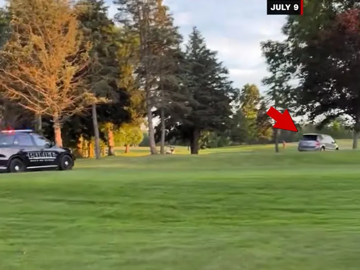 primary-car-pursuit-golf-course