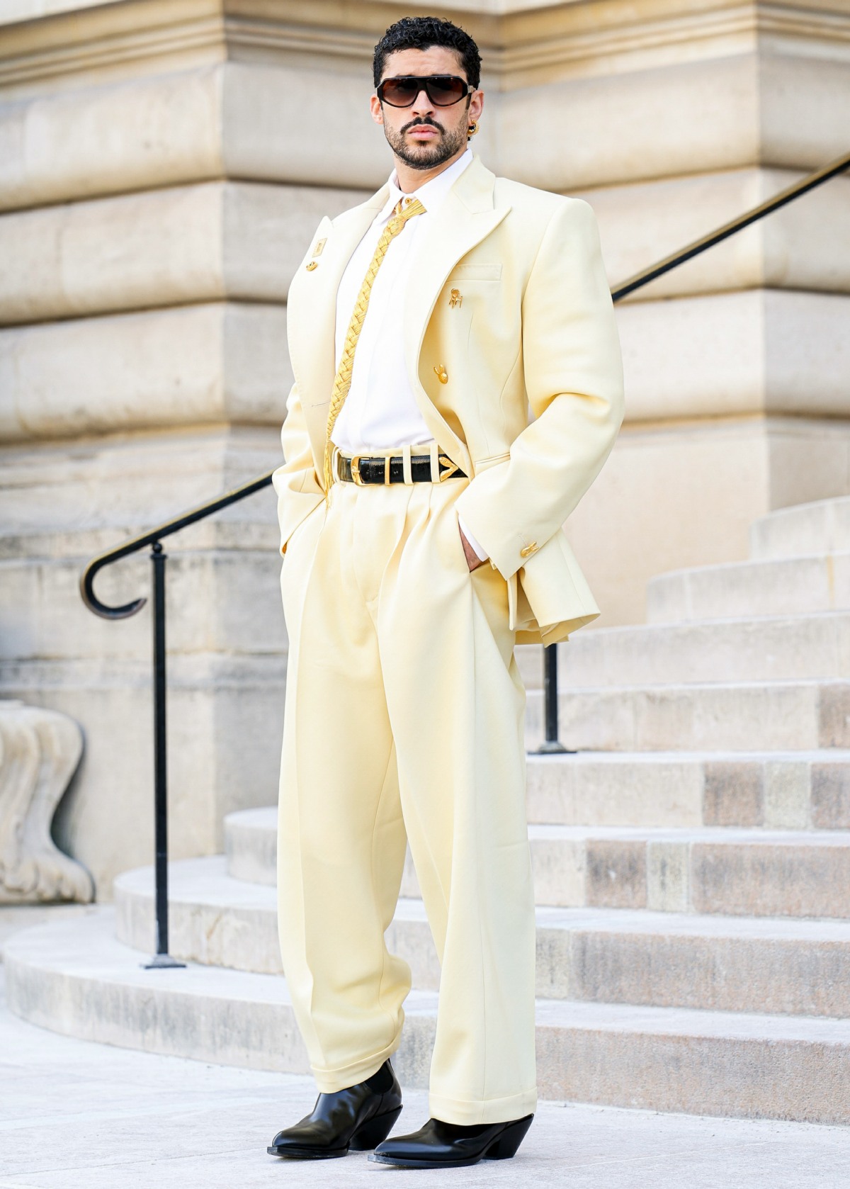 Hyperlinks “Unhealthy Bunny wore primrose yellow to Paris Trend Week” 1 coverimages55832908