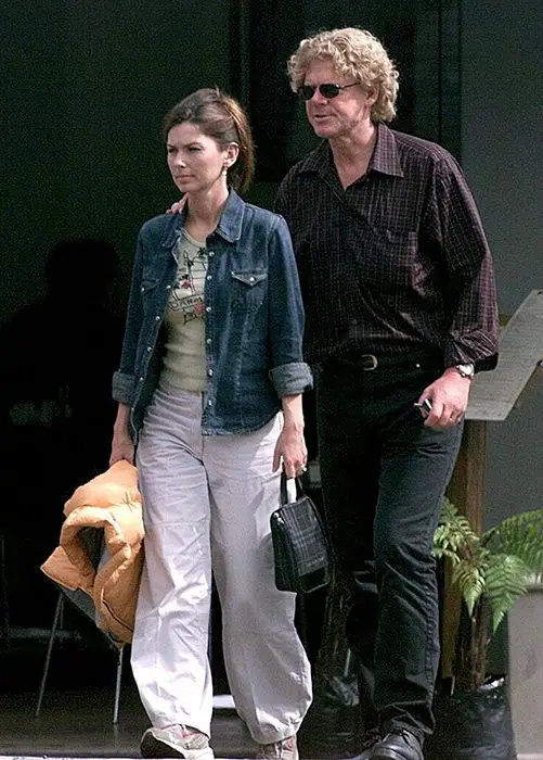 Shania Twain reveals how she and her husband 'discovered one another' after their spouses' affair 3 Shania Twain Mutt Lange
