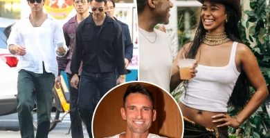 The Jonas Brothers Dine at L'Avenue at Saks, Out of doors Mia Calabrese Pleased Hours, and Extra Sightings 7 The Jonas Brothers Dine at L'Avenue at Saks, Outdoor Mia Calabrese Happy Hours, and More Sightings