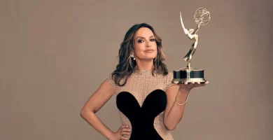 Mariska Hargitay wins 2 Emmy Awards for her documentary “My Mother Jayne” 10 Mariska Hargitay wins 2 Emmy Awards for her documentary “My Mom Jayne”