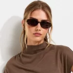 The flattering top for €13 to wear all fall if you have curves and want to emphasize your waist