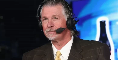 Former NHL participant and coach Barry Melrose dies at 70 8 Former NHL player and coach Barry Melrose dies at 70