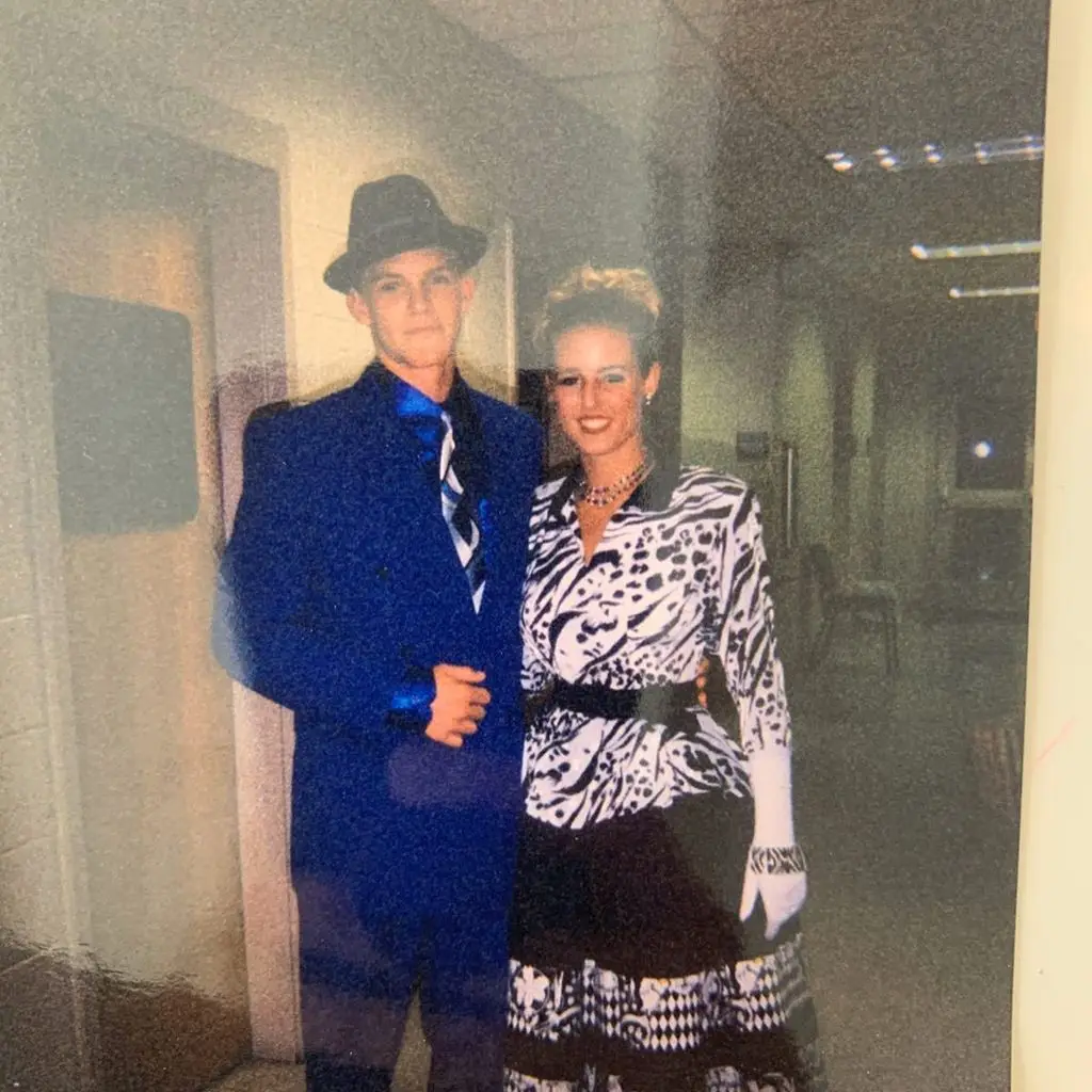 Alan Ritchson and Cat Ritchson in a school production of Guys and Dolls
