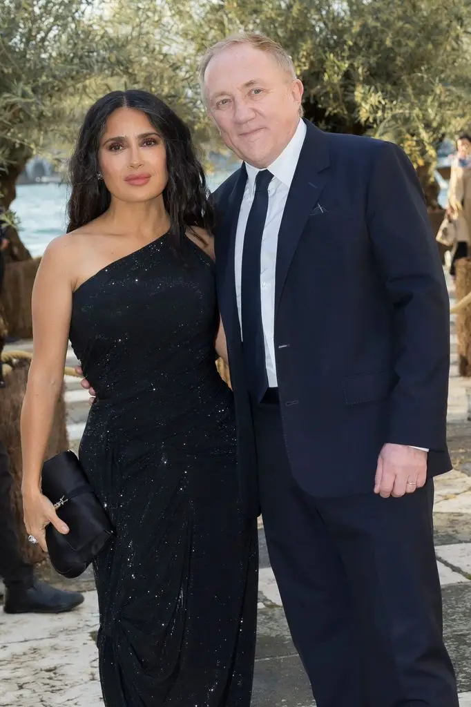 Check out Salma Hayek's charity invitational night – from well-known faces to document donations 3 Salma Hayek in a black dress and her husband François-Henri Pinault in a suit