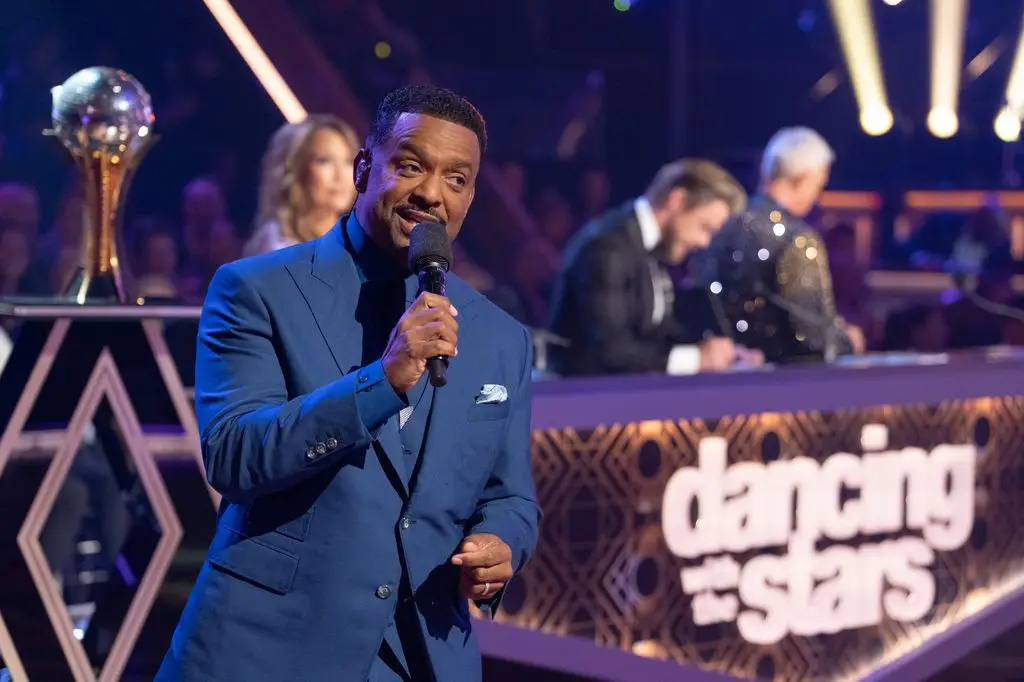 Dancing With the Stars plunged into chaos amid critical on-air crash 1 Alfonso Ribeiro