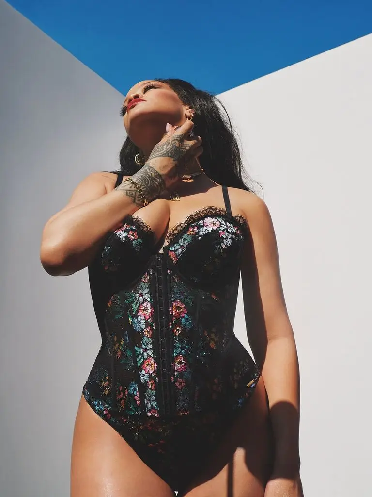 Rihanna Drives Followers Loopy With Steamy Underwear Pics As She Reveals Off Her Curves 1 Rihanna showed off her famous curves