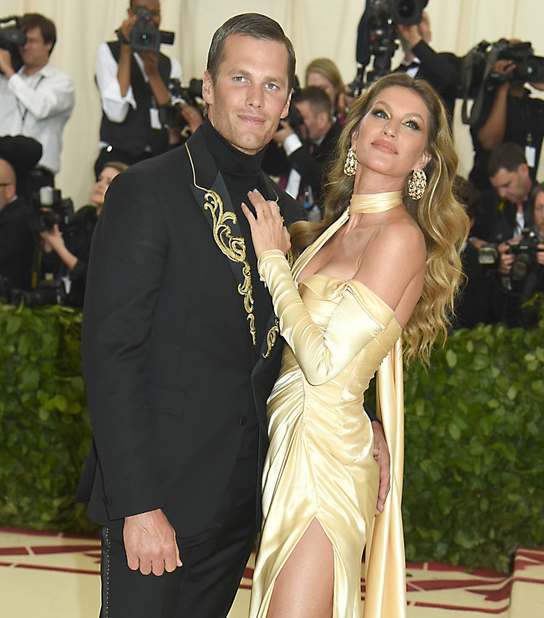 In 2018, Gisele Bundchen wrote a letter to Tom Brady, begging him to retire. 1 avalon 0515184999