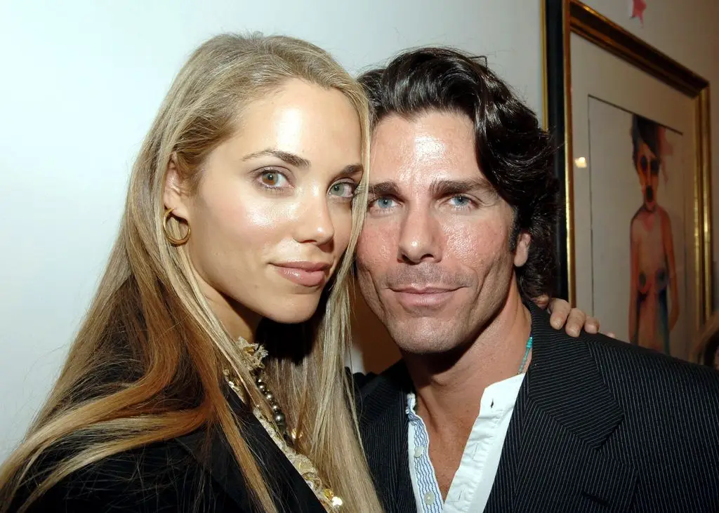 Actress Elizabeth Berkley and her husband, painter Greg Lauren, attend the New York Academy of Art's "Bring home a nude" benefit auction held at Phillips, de Pury and Company, in New York, NY, on Thursday, October 20, 2005.