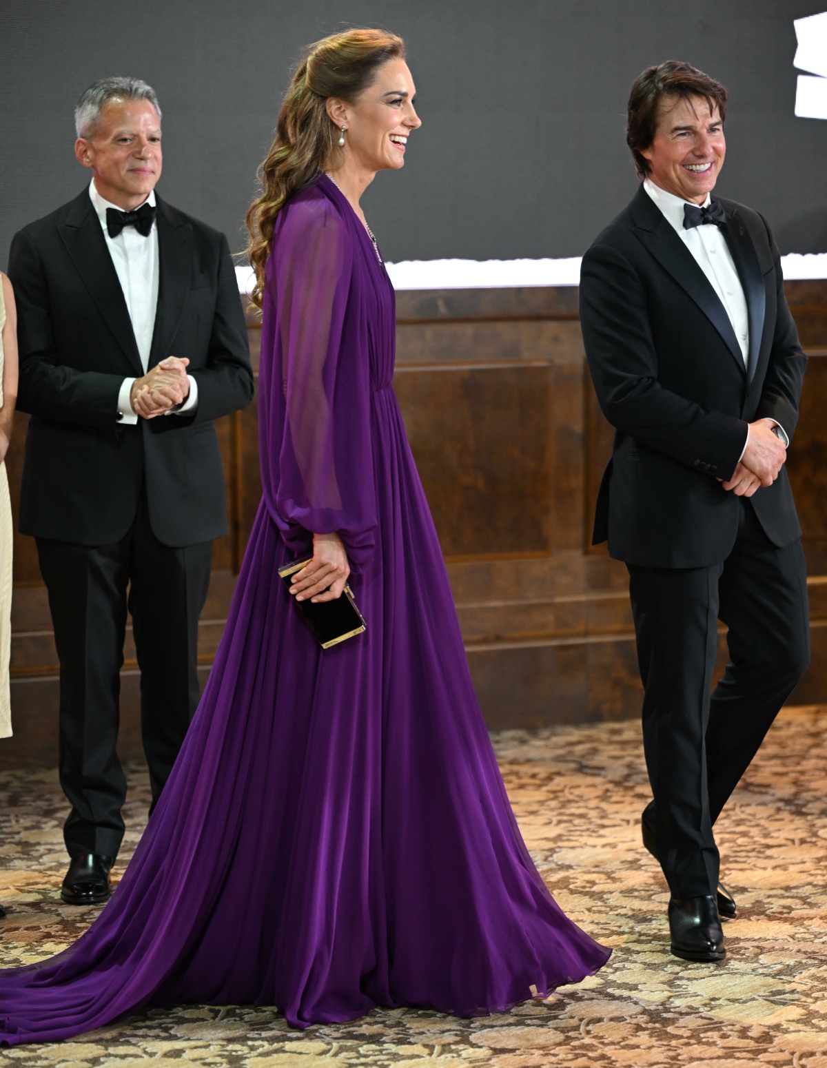 Royalist: Princess Kate's 'flex' with Tom Cruise 'put Prince Harry in his place' 2 coverimages56046308