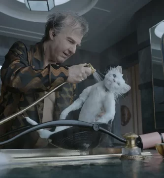 Tom Cruise's Digger Bombs opens on the field workplace; Hoover's Verity No. 1 3 Tom Cruise as Rockwell with Maggie the Cat in Warner Bros. Pictures’ Digger, a Warner Bros. Pictures release.