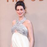 “Anne Hathaway is, unsurprisingly, part of Digger Nation”
