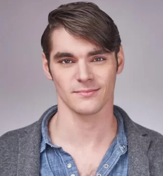 RJ Mitte is useless: the 'Breaking Unhealthy' actor was 34 1 RJ Mitte is dead: the 'Breaking Bad' actor was 34