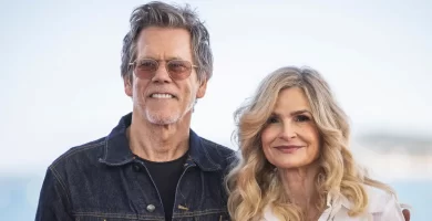 Kevin Bacon and Kyra Sedgwick Followers Name Them 'Couple Objectives' in Cozy Lake Photograph 4 Kevin Bacon and Kyra Sedgwick Fans Call Them 'Couple Goals' in Cozy Lake Photo