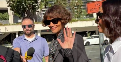 Halle Berry is all smiles in court docket earlier than being heard in her ex's custody struggle 4 Halle Berry is all smiles in court before being heard in her ex's custody war