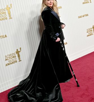 Christina Applegate reveals she was wrongly recognized with MS six years in the past 1 Christina Applegate reveals she was wrongly diagnosed with MS six years ago