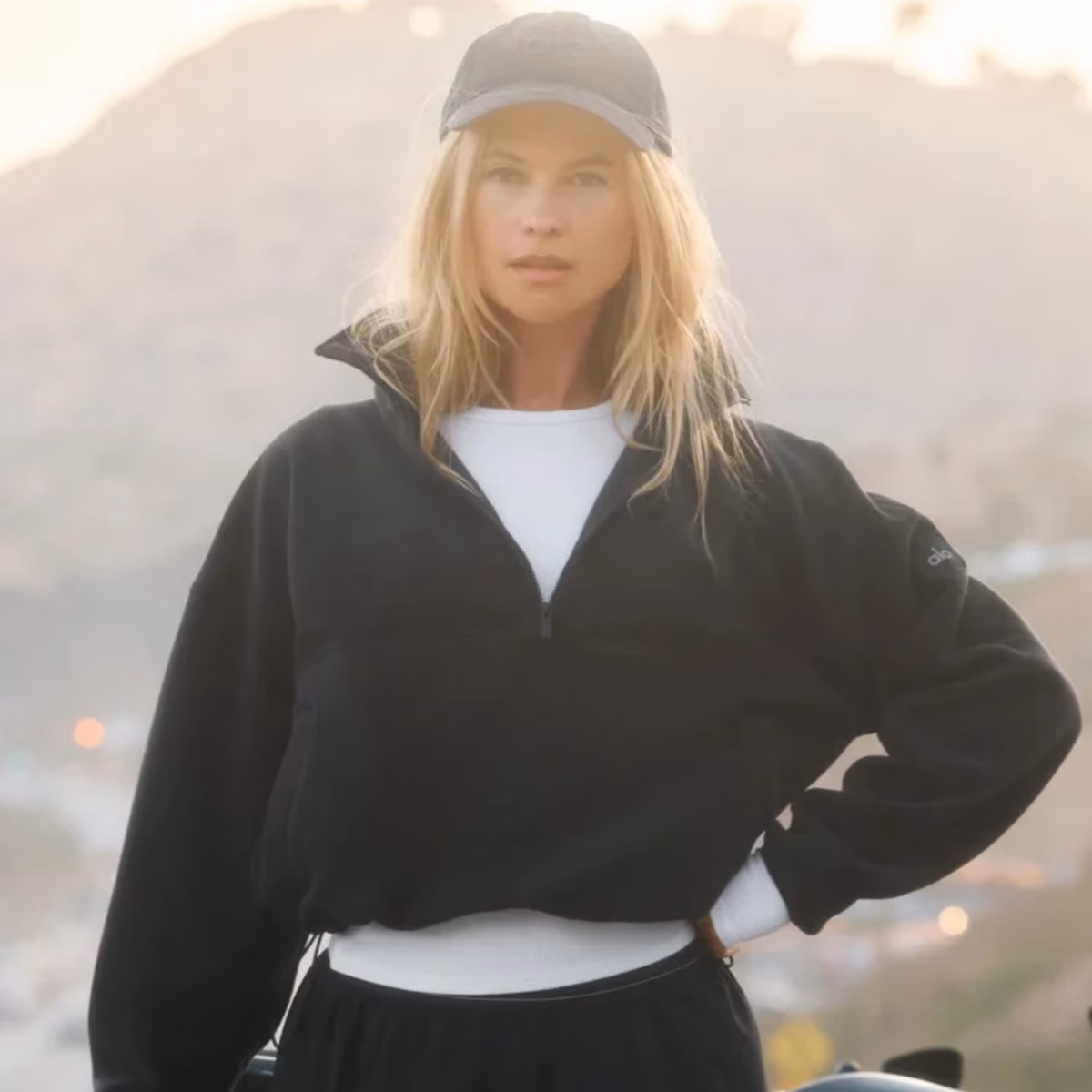 Alo Early Black Friday Sale: Save 30% on Hoodies, Sweatshirts & Sports Bras