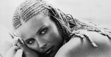 Bo Derek, 69, Seems Superb in New Picture 47 Years After Iconic '10' Seaside Scene 21 Bo Derek, 69, Looks Amazing in New Photo 47 Years After Iconic '10' Beach Scene