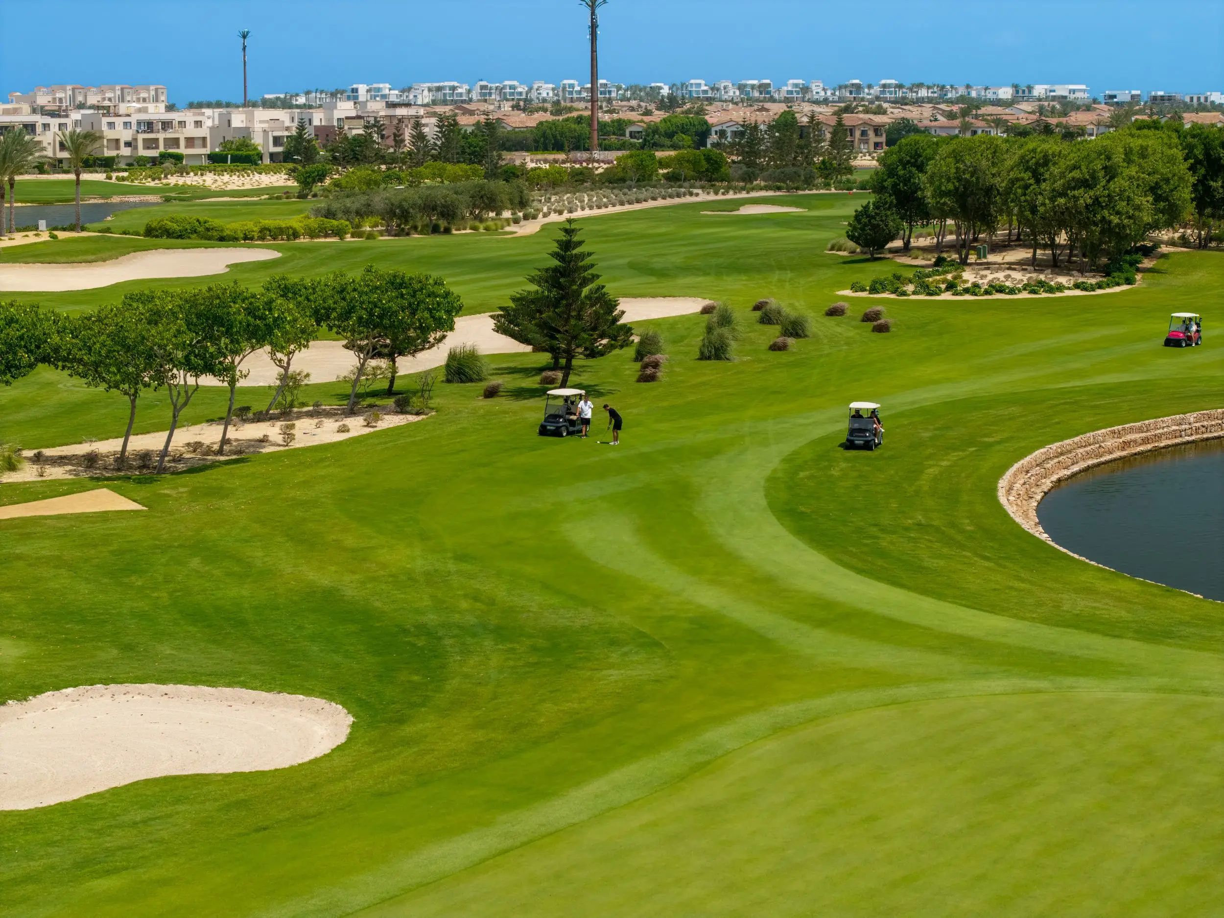 Travel by golf cart – especially on the course